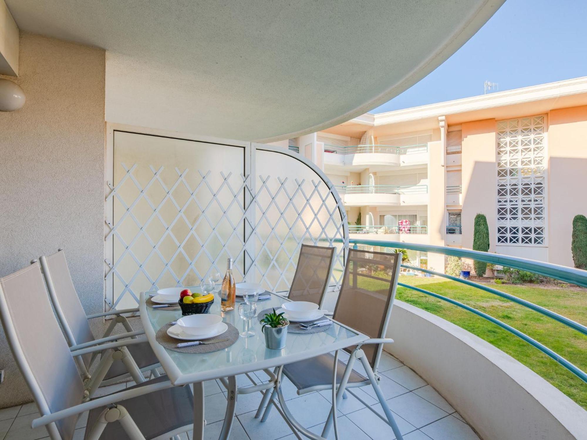 Apartment Le Cesarée-5 Fréjus Extérieur photo